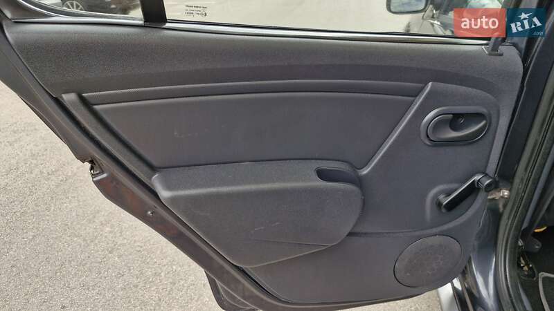 Внедорожник / Кроссовер Dacia Sandero StepWay 2010 в Чернигове