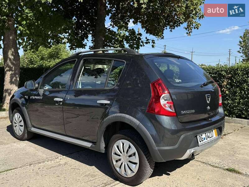 Внедорожник / Кроссовер Dacia Sandero StepWay 2012 в Стрые фото 17 Внедорожник / Кроссовер Dacia Sandero StepWay 2012 в Стрые