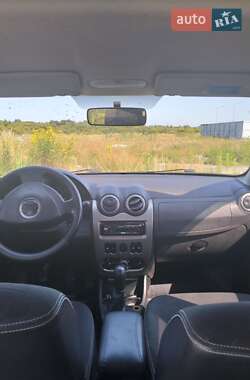 Внедорожник / Кроссовер Dacia Sandero StepWay 2010 в 