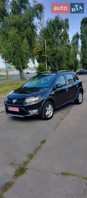 Внедорожник / Кроссовер Dacia Sandero StepWay 2013 в Чернигове