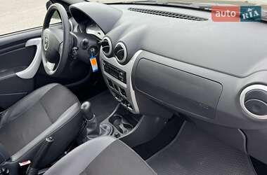 Внедорожник / Кроссовер Dacia Sandero StepWay 2012 в 