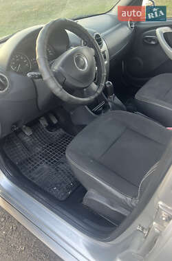 Внедорожник / Кроссовер Dacia Sandero StepWay 2011 в 