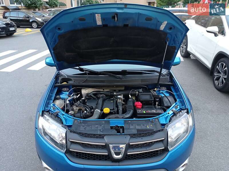 Внедорожник / Кроссовер Dacia Sandero StepWay 2013 в Киеве