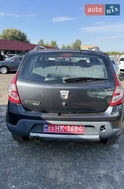Внедорожник / Кроссовер Dacia Sandero StepWay 2010 в 
