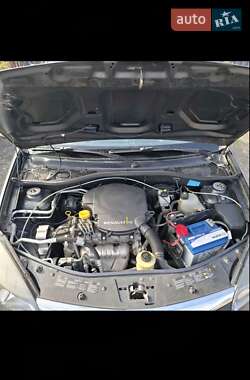 Внедорожник / Кроссовер Dacia Sandero StepWay 2010 в 