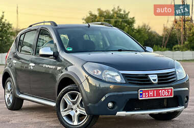 Dacia Sandero StepWay 2011