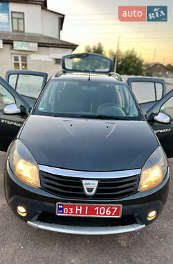 Внедорожник / Кроссовер Dacia Sandero StepWay 2011 в 