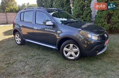 Позашляховик / Кросовер Dacia Sandero StepWay 2010 в Хоролі
