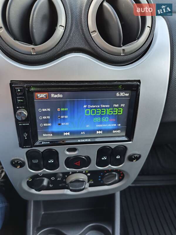 Внедорожник / Кроссовер Dacia Sandero StepWay 2011 в Львове