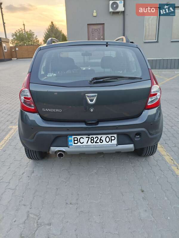 Внедорожник / Кроссовер Dacia Sandero StepWay 2011 в Львове