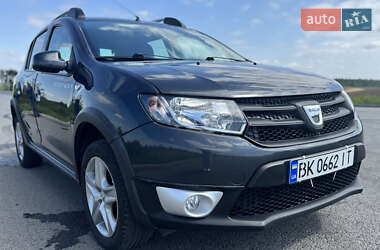 Позашляховик / Кросовер Dacia Sandero StepWay 2016 в Рівному