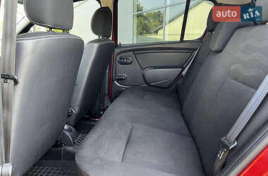 Позашляховик / Кросовер Dacia Sandero StepWay 2009 в  фото 16 Позашляховик / Кросовер Dacia Sandero StepWay 2009 в