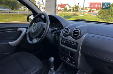 Позашляховик / Кросовер Dacia Sandero StepWay 2009 в  фото 29 Позашляховик / Кросовер Dacia Sandero StepWay 2009 в