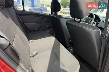 Позашляховик / Кросовер Dacia Sandero StepWay 2011 в 