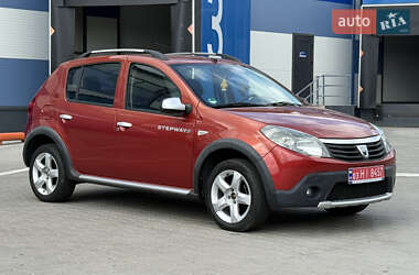 Dacia Sandero StepWay 2011