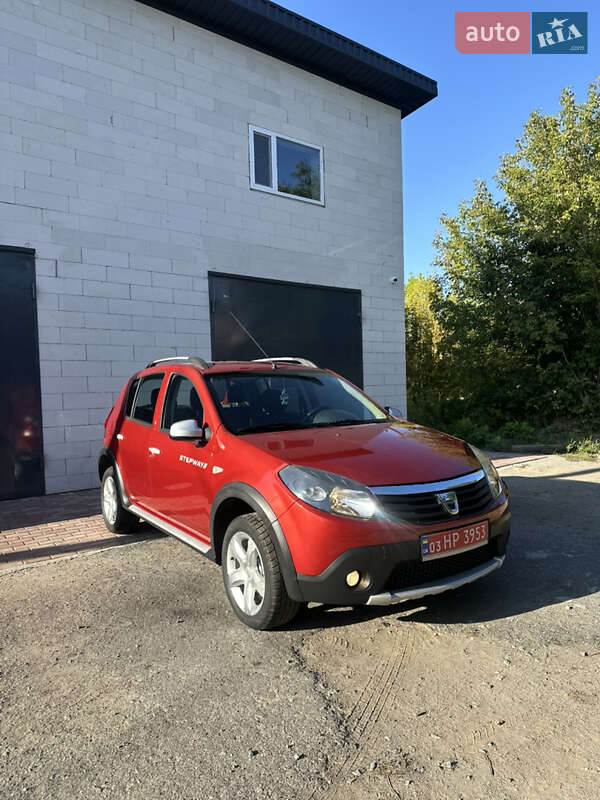 Внедорожник / Кроссовер Dacia Sandero StepWay 2012 в 