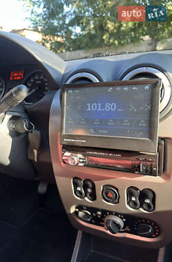 Внедорожник / Кроссовер Dacia Sandero StepWay 2012 в 