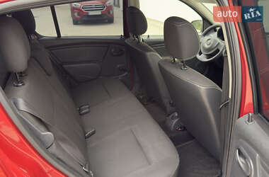 Внедорожник / Кроссовер Dacia Sandero StepWay 2010 в 
