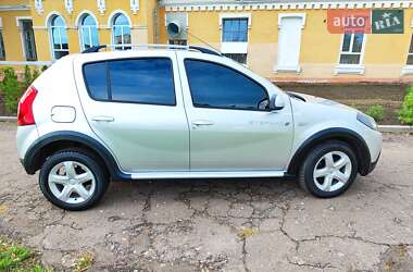 Внедорожник / Кроссовер Dacia Sandero StepWay 2012 в 