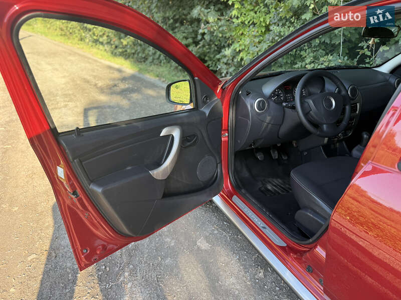 Внедорожник / Кроссовер Dacia Sandero StepWay 2011 в Ровно