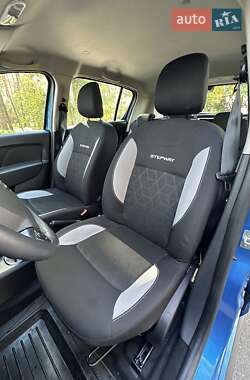 Внедорожник / Кроссовер Dacia Sandero StepWay 2016 в 