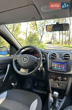 Внедорожник / Кроссовер Dacia Sandero StepWay 2016 в 