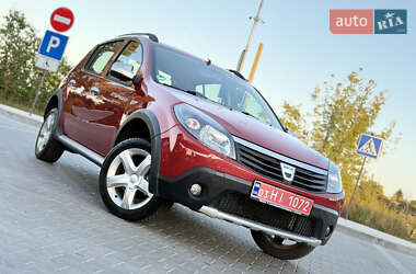 Внедорожник / Кроссовер Dacia Sandero StepWay 2011 в Владимире