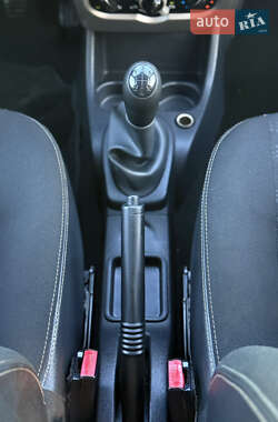 Внедорожник / Кроссовер Dacia Sandero StepWay 2011 в 