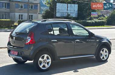 Внедорожник / Кроссовер Dacia Sandero StepWay 2010 в 