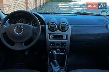 Внедорожник / Кроссовер Dacia Sandero StepWay 2010 в 