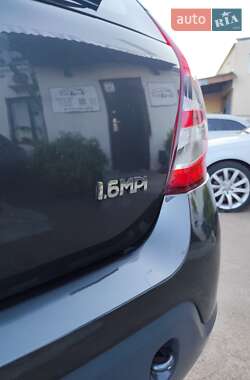 Внедорожник / Кроссовер Dacia Sandero StepWay 2009 в 