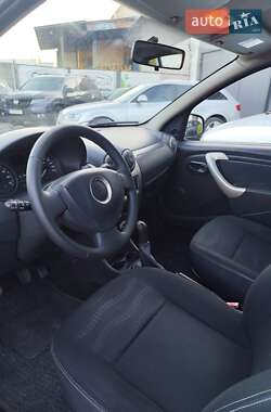 Внедорожник / Кроссовер Dacia Sandero StepWay 2009 в 