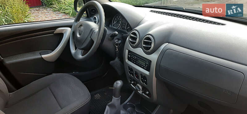 Внедорожник / Кроссовер Dacia Sandero StepWay 2012 в Чернигове