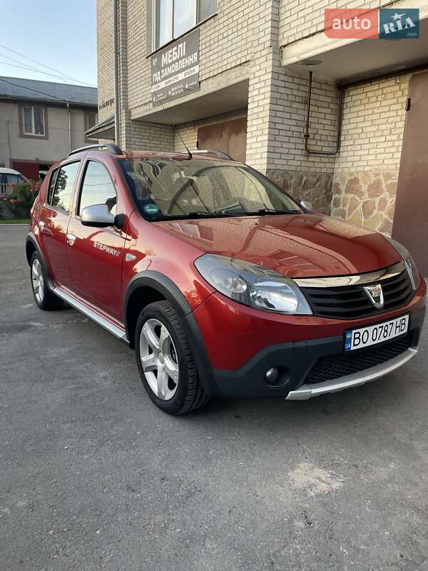 Внедорожник / Кроссовер Dacia Sandero StepWay 2010 в Тернополе