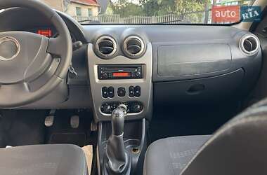 Внедорожник / Кроссовер Dacia Sandero StepWay 2010 в 