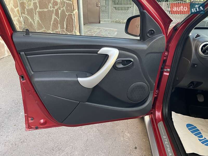 Внедорожник / Кроссовер Dacia Sandero StepWay 2010 в Тернополе