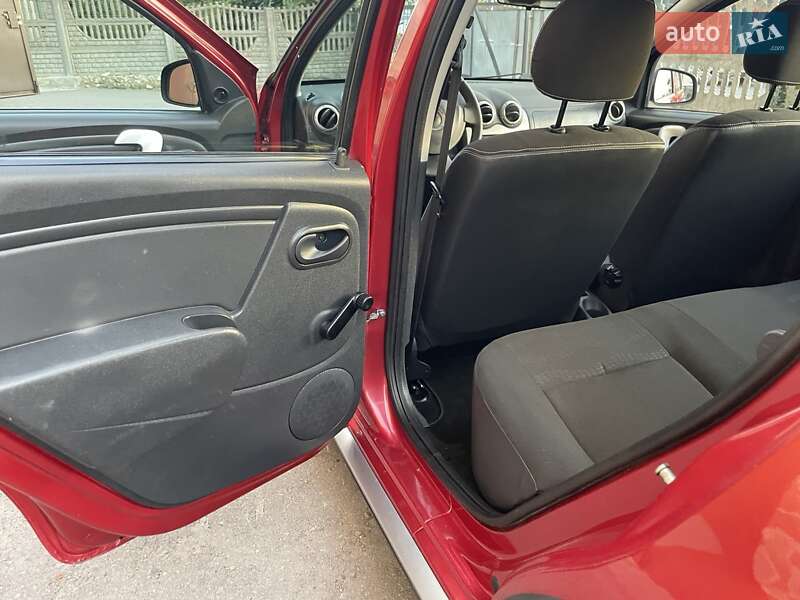 Внедорожник / Кроссовер Dacia Sandero StepWay 2010 в Тернополе