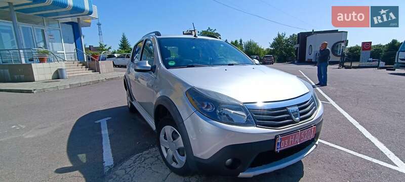 Внедорожник / Кроссовер Dacia Sandero StepWay 2011 в Ровно фото 9 Внедорожник / Кроссовер Dacia Sandero StepWay 2011 в Ровно