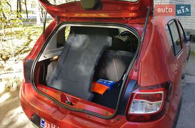Внедорожник / Кроссовер Dacia Sandero StepWay 2014 в 