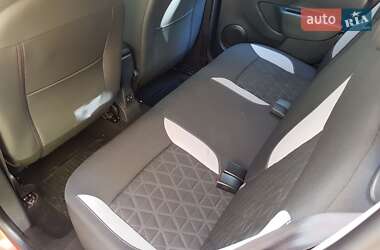 Внедорожник / Кроссовер Dacia Sandero StepWay 2014 в 