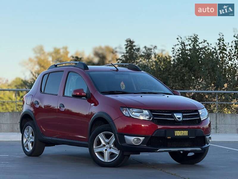 Позашляховик / Кросовер Dacia Sandero StepWay 2014 в Києві