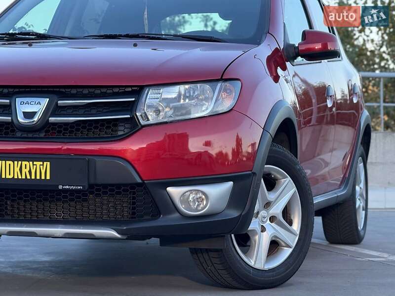 Позашляховик / Кросовер Dacia Sandero StepWay 2014 в Києві