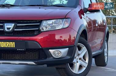 Внедорожник / Кроссовер Dacia Sandero StepWay 2014 в 