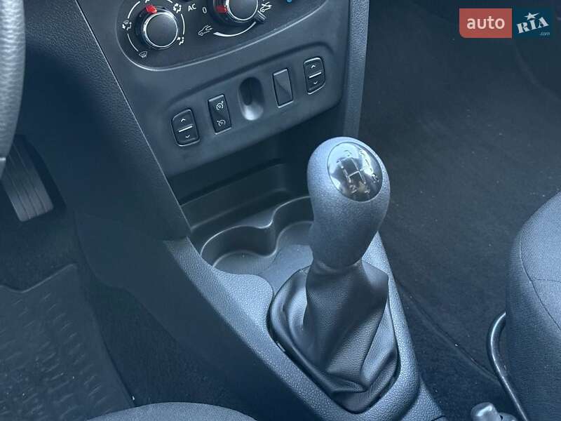 Позашляховик / Кросовер Dacia Sandero StepWay 2014 в Києві