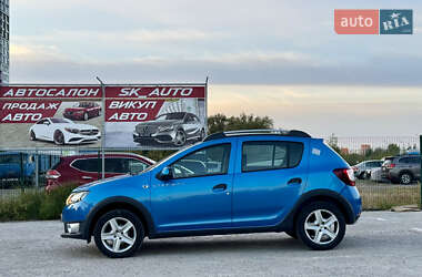 Внедорожник / Кроссовер Dacia Sandero StepWay 2013 в 