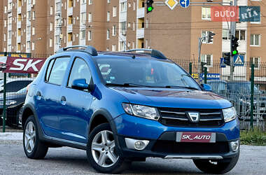 Внедорожник / Кроссовер Dacia Sandero StepWay 2013 в 
