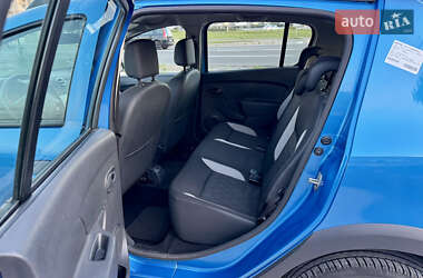 Внедорожник / Кроссовер Dacia Sandero StepWay 2013 в 