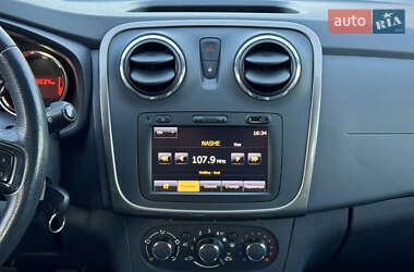 Внедорожник / Кроссовер Dacia Sandero StepWay 2013 в 