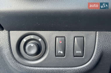 Внедорожник / Кроссовер Dacia Sandero StepWay 2013 в 