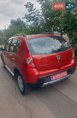 Внедорожник / Кроссовер Dacia Sandero StepWay 2011 в 